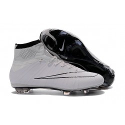 Nuove Scrape da Calcio Ronaldo Nike Mercurial Superfly FG Nero Bianco